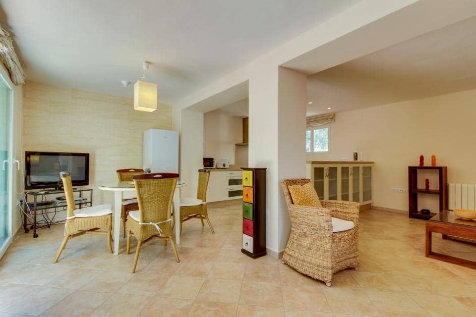 5 bedroom Villa for sale in Moraira with pool garage - € 1,200,000 (Ref: 7484325)