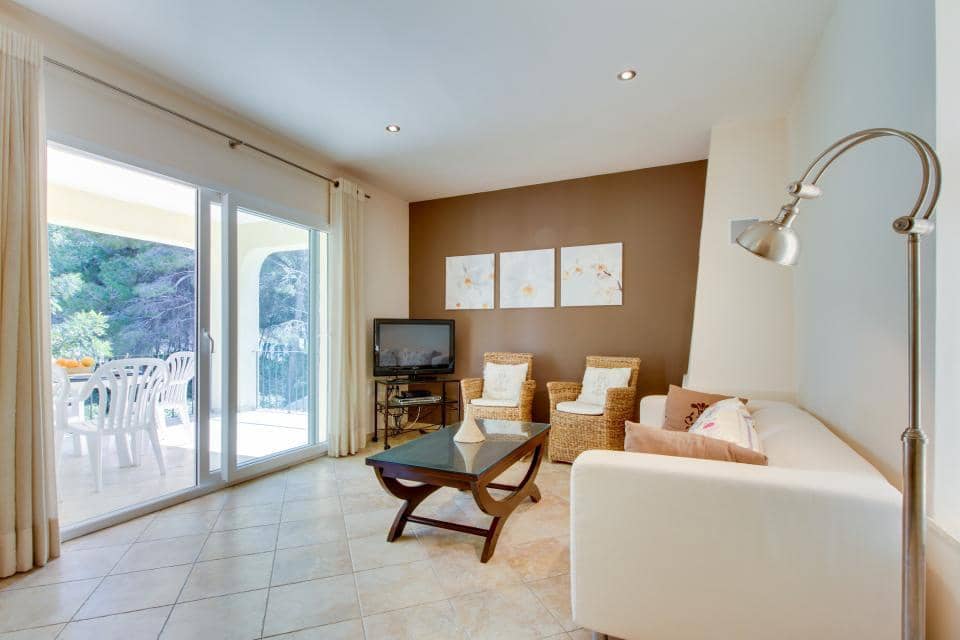 5 bedroom Villa for sale in Moraira with pool garage - € 1,200,000 (Ref: 7484325)