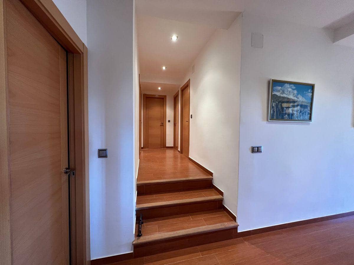 4 soveværelse Finca/Landehus til salg i Turballos med swimmingpool garage - € 590.000 (Ref: 7484327)