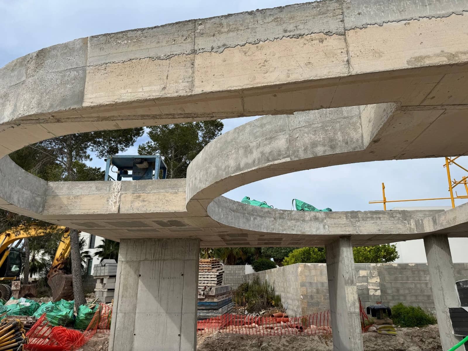 5 bedroom Villa for sale in Moraira with pool garage - € 1,790,000 (Ref: 7824592)