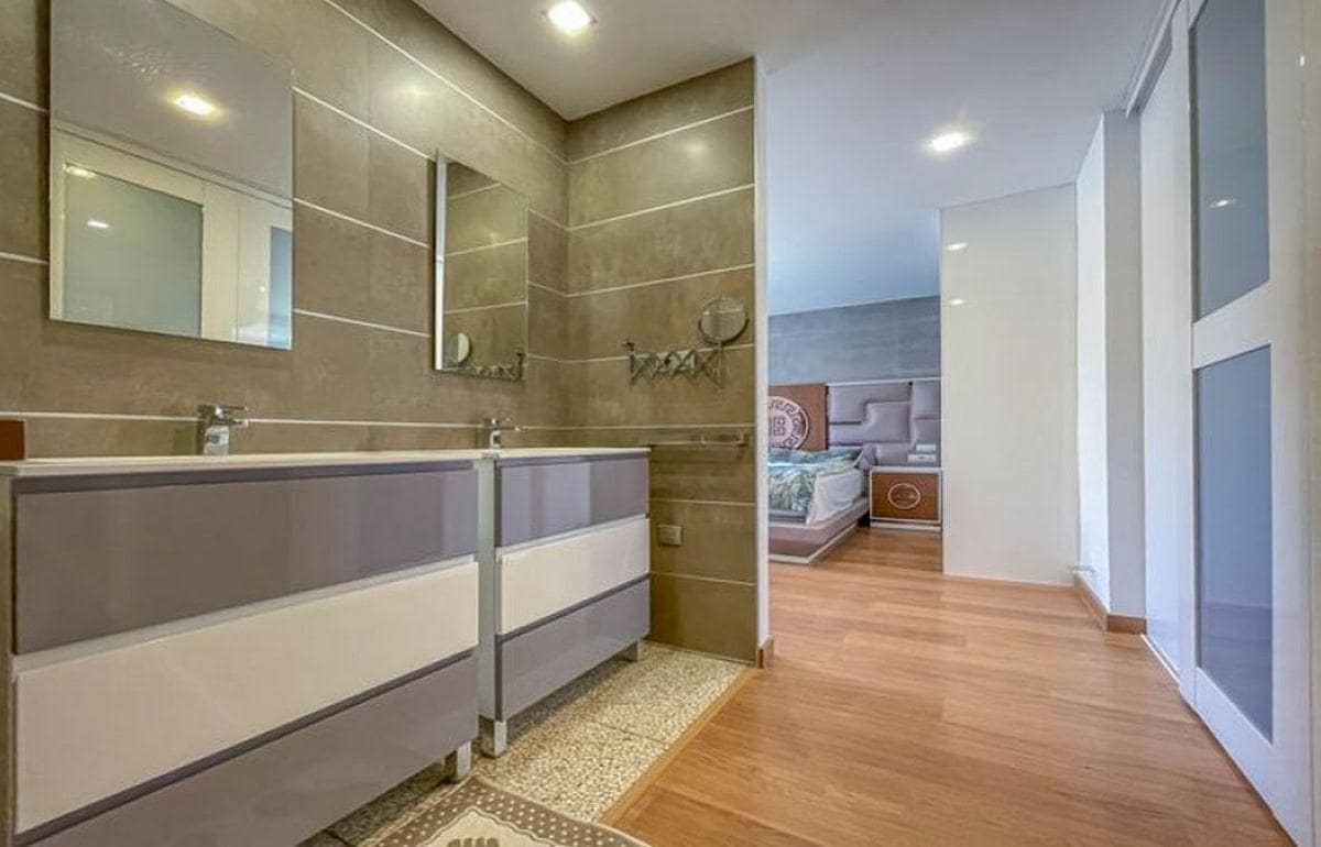 6 soveværelse Villa til salg i Benidorm med swimmingpool garage - € 890.000 (Ref: 8398694)