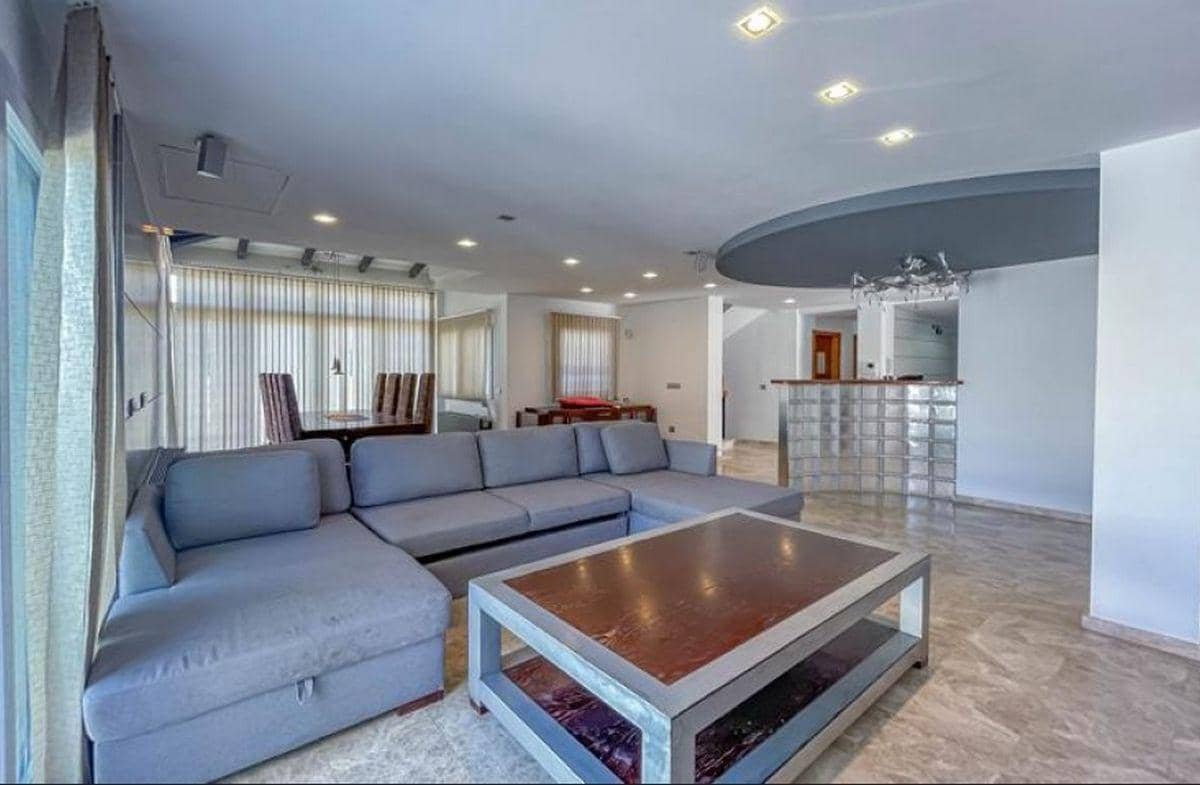 6 soveværelse Villa til salg i Benidorm med swimmingpool garage - € 890.000 (Ref: 8398694)