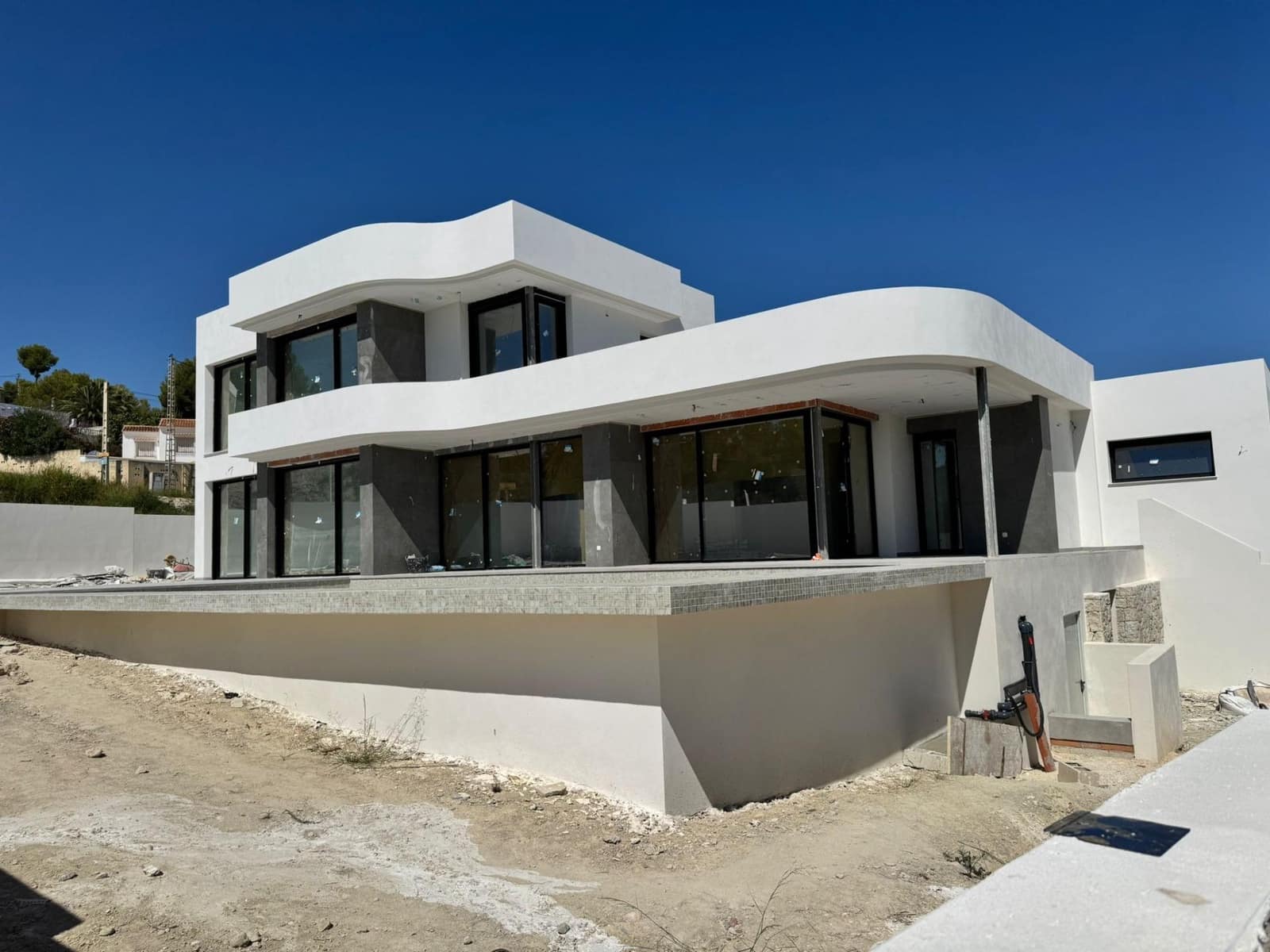 4 bedroom Villa for sale in Moraira with pool garage - € 1,750,000 (Ref: 8529902)