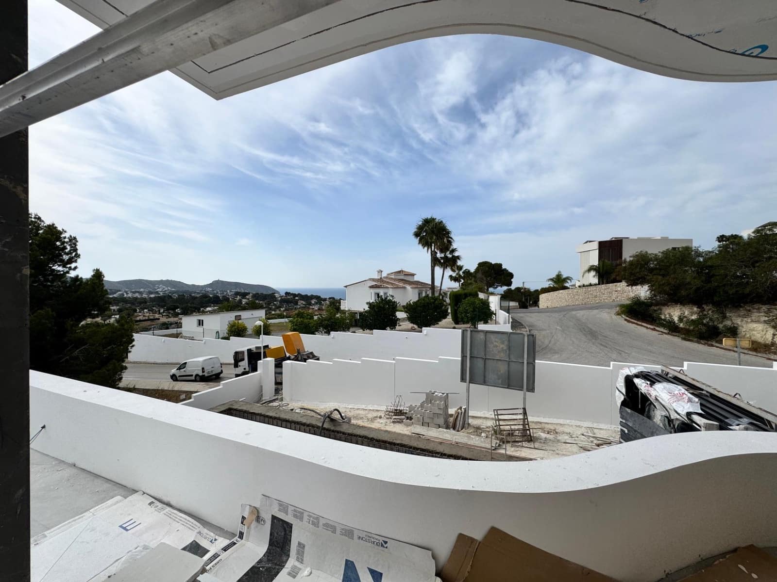 4 bedroom Villa for sale in Moraira with pool garage - € 1,750,000 (Ref: 8529902)