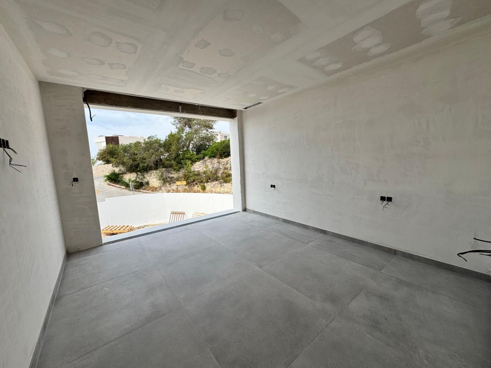 4 bedroom Villa for sale in Moraira with pool garage - € 1,750,000 (Ref: 8529902)