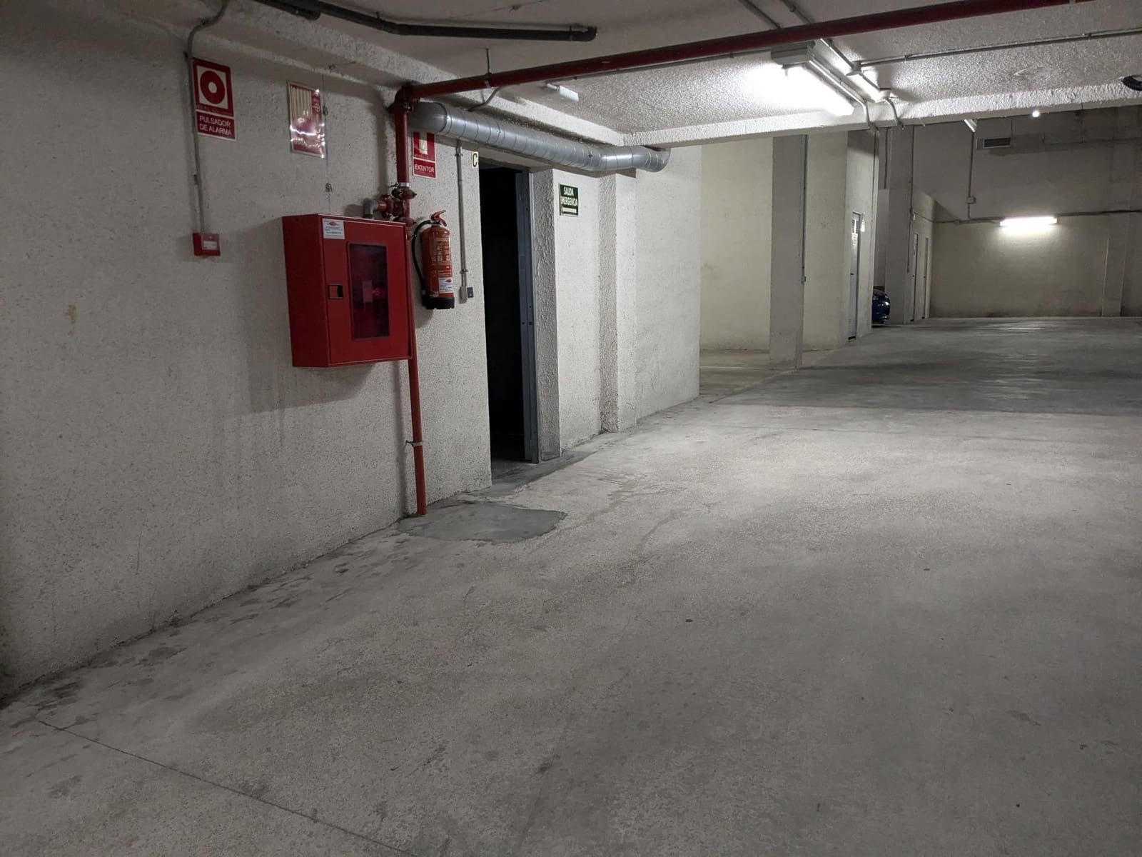 Autotalli myytävänä paikassa Teulada - 7 800 € (Ref: 8538704)