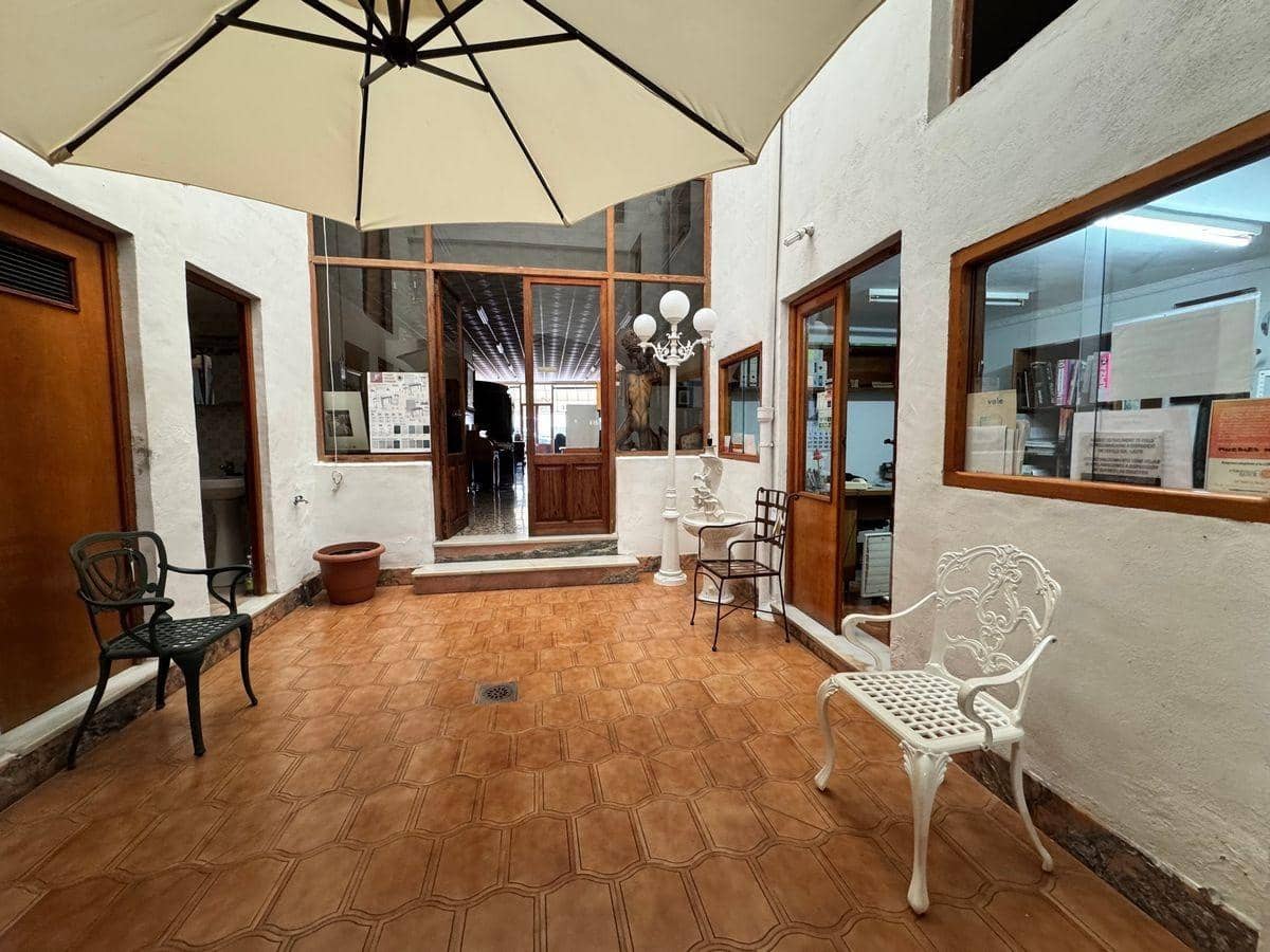 Kommersiell til salgs i Teulada - € 425 000 (Ref: 8735559)