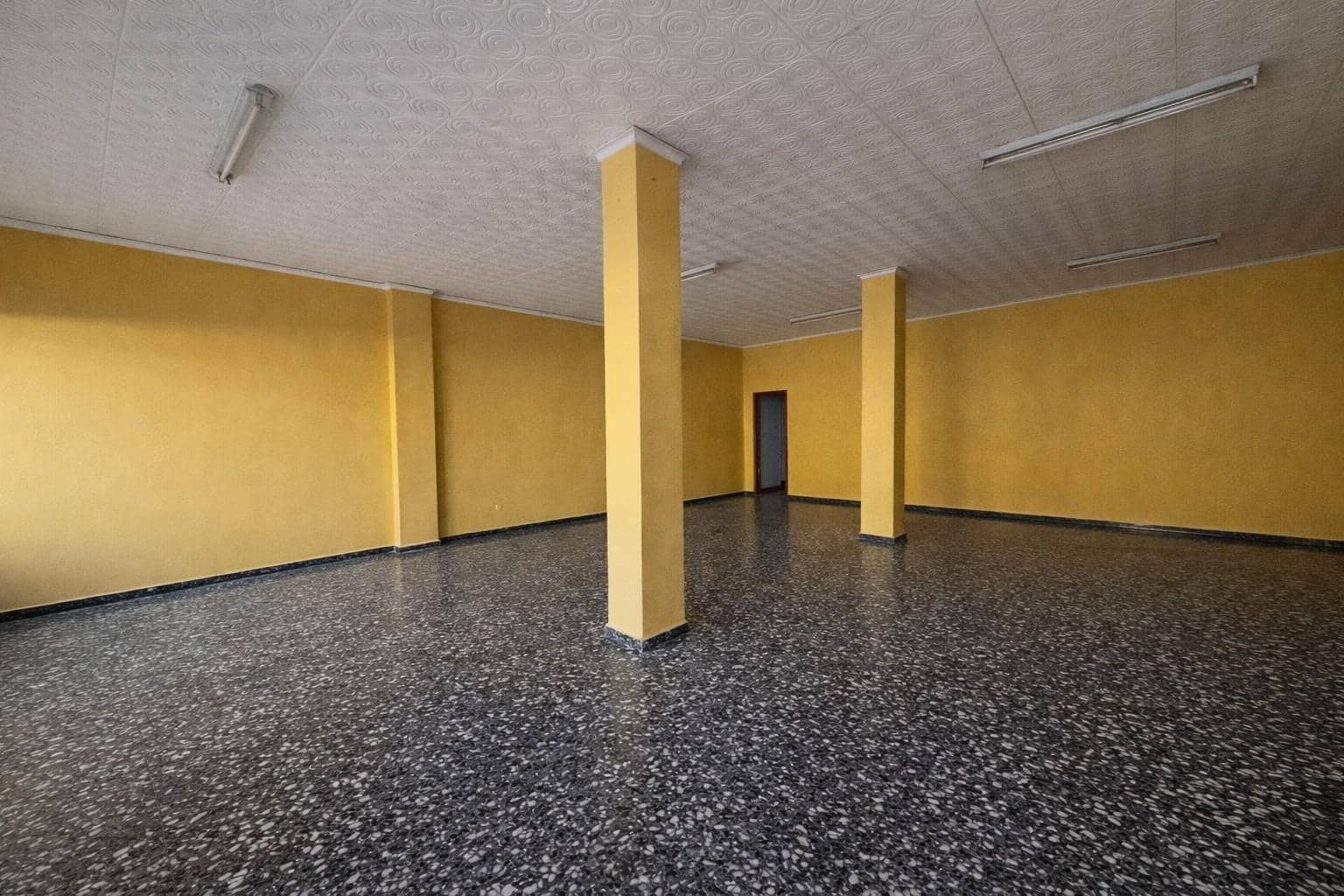 Komercyjne na sprzedaż w Teulada - 395 000 € (Ref: 8735559)