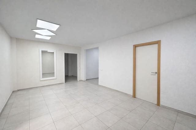 2 chambre Local Commercial à vendre à Teulada Pueblo, Teulada-Moraira - 69 900 € (Ref: 9099210)