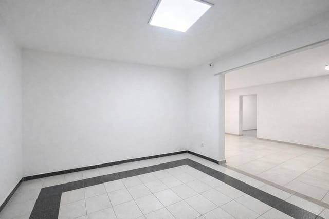 2 chambre Local Commercial à vendre à Teulada Pueblo, Teulada-Moraira - 69 900 € (Ref: 9099210)