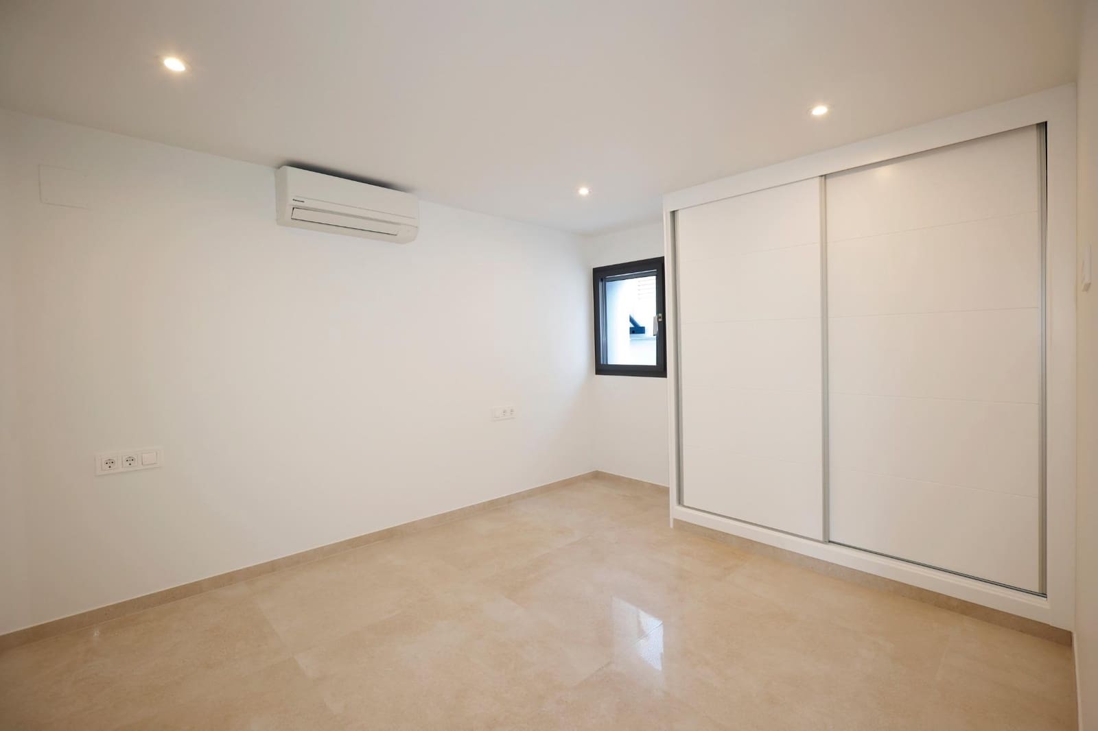 4 sypialnia Willa na sprzedaż w Calpe / Calp - 840 000 € (Ref: 9383049)