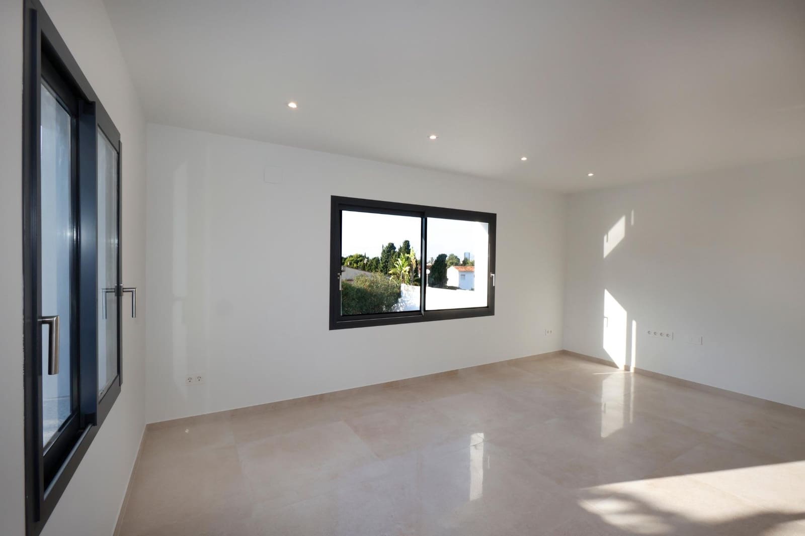 4 sypialnia Willa na sprzedaż w Calpe / Calp - 840 000 € (Ref: 9383049)