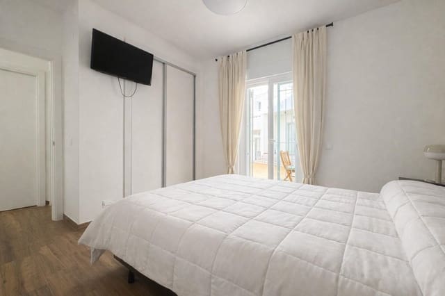 Apartamento de 2 habitaciones en Teulada Pueblo, Teulada-Moraira en venta con garaje - 210.000 € (Ref: 9630138)