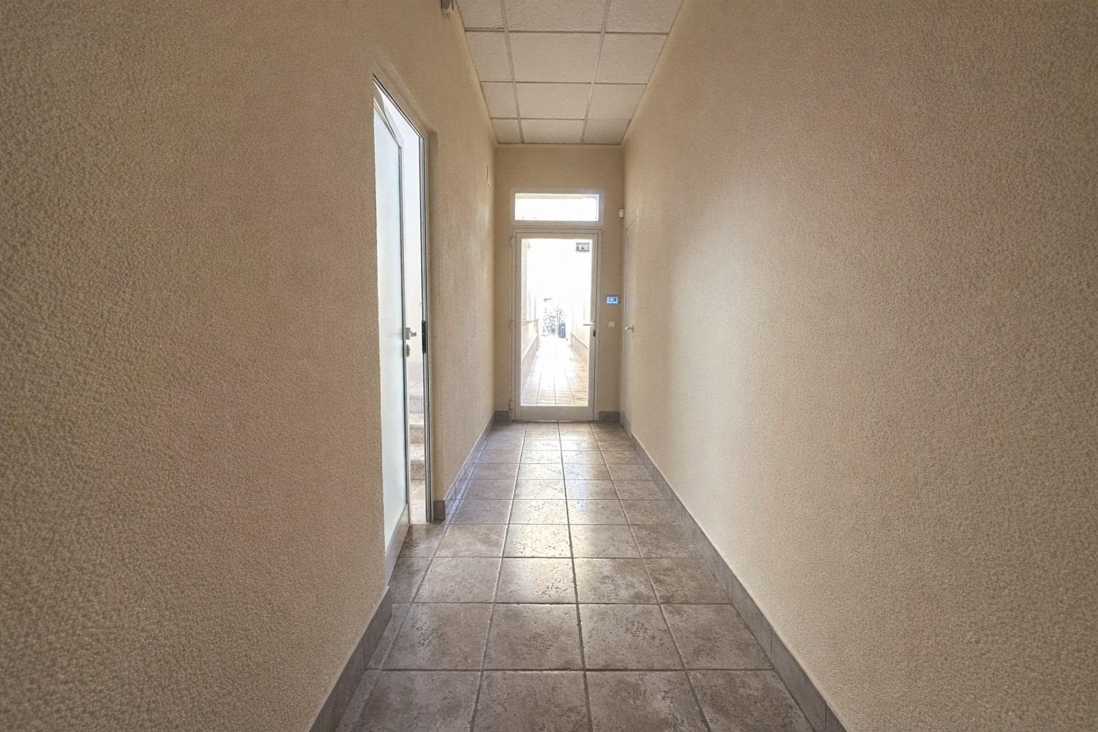 Local Commercial à vendre à Moraira - 890 000 € (Ref: 9645133)