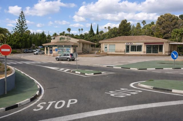 Erhverv til salg i Moraira, Teulada-Moraira - € 890.000 (Ref: 9645133)