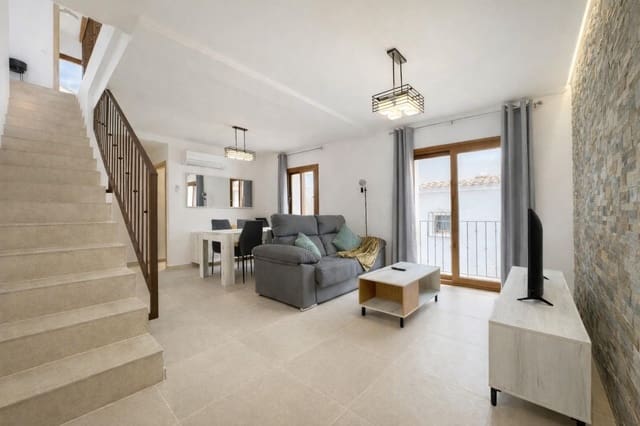 3 slaapkamer Huis te huur in Moraira, Teulada-Moraira - € 2.000 (Ref: 9677577)