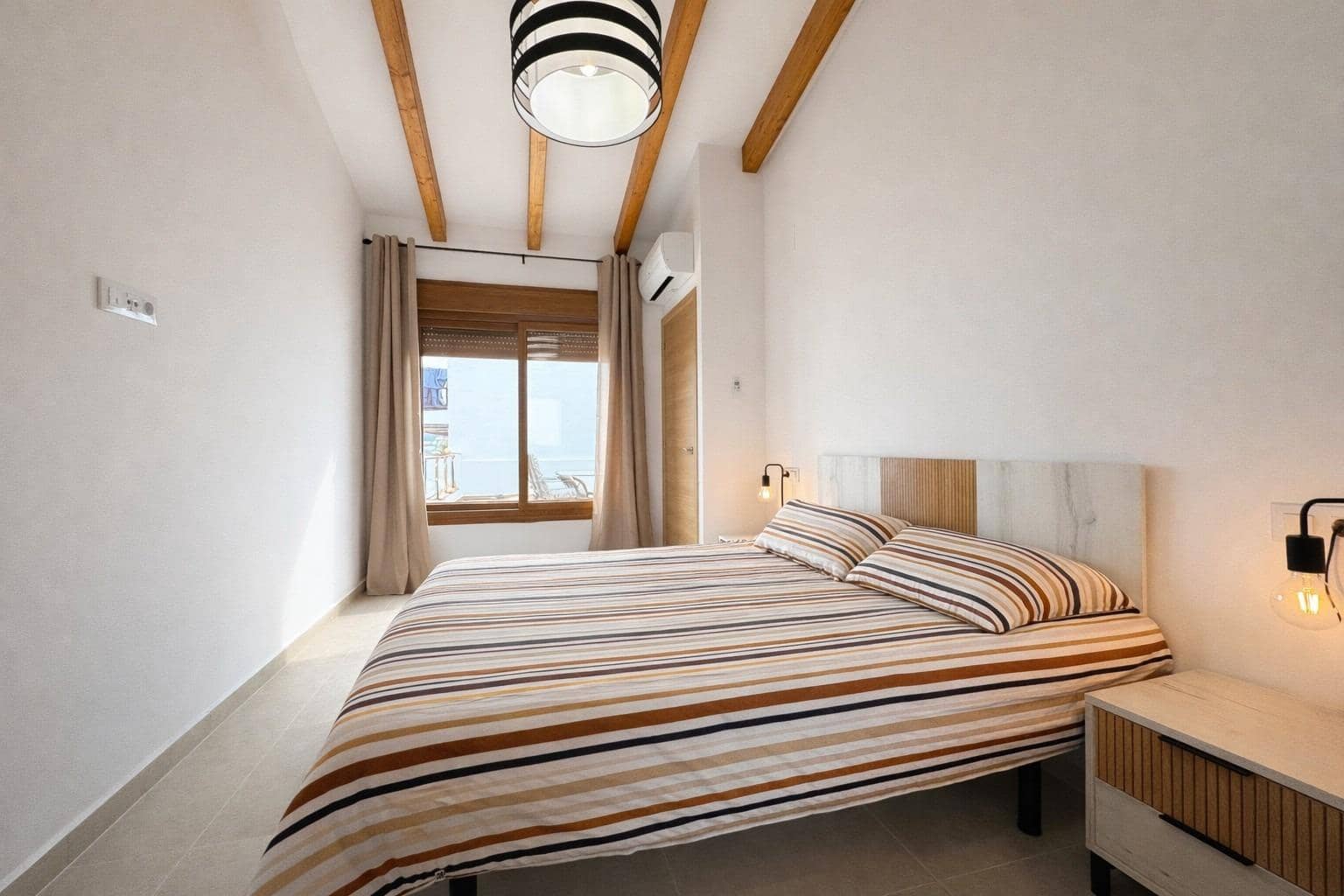 3 slaapkamer Huis te huur in Moraira - € 2.000 (Ref: 9677577)