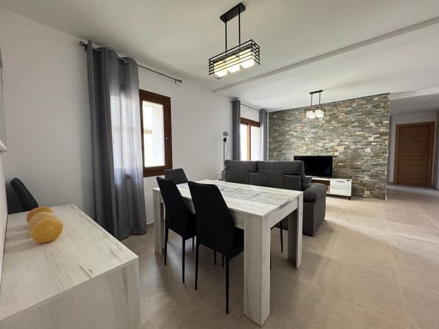 3 slaapkamer Huis te huur in Moraira, Teulada-Moraira - € 2.000 (Ref: 9677577)