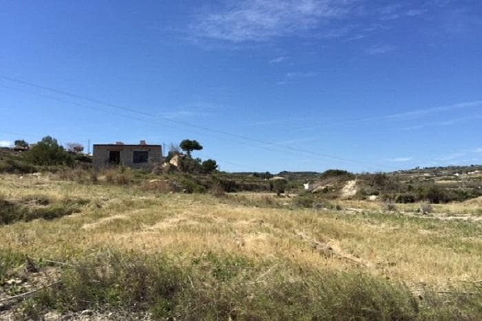 Building Plot for sale in Moraira - € 285,000 (Ref: 9738902)