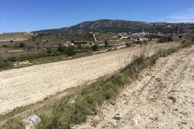 Building Plot for sale in Moraira, Teulada-Moraira - € 285,000 (Ref: 9738902)