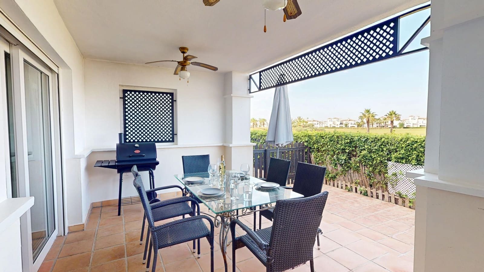 3 slaapkamer Rijtjeshuis te huur in Roldan met zwembad garage - € 1.600 (Ref: 10172220)