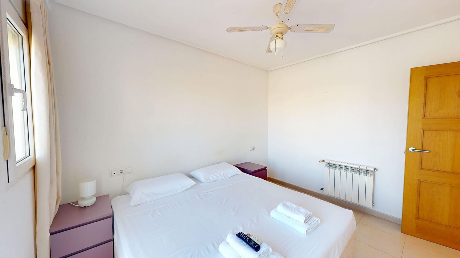 3 slaapkamer Rijtjeshuis te huur in Roldan met zwembad garage - € 1.600 (Ref: 10172220)