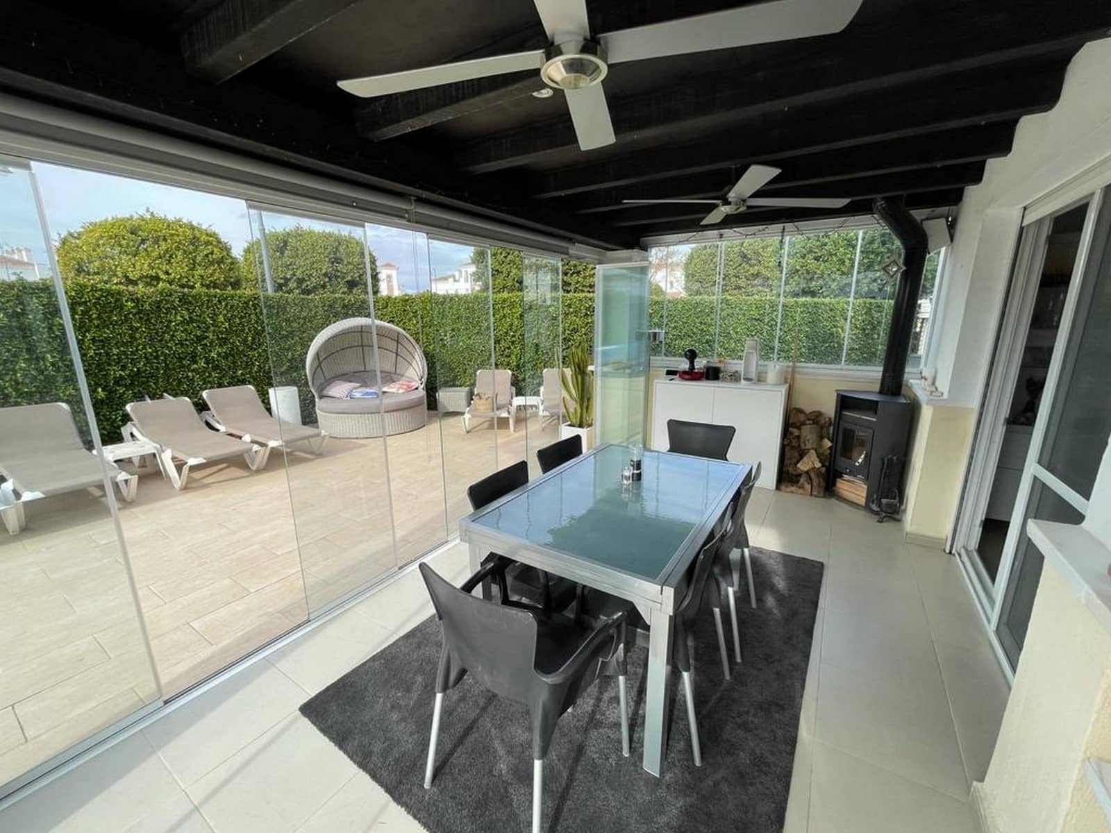 4 soveværelse Villa til leje i Roldan med swimmingpool garage - € 2.500 (Ref: 5884142)