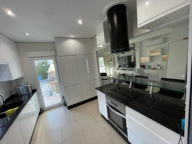 4 soveværelse Villa til leje i Roldan, Torre-Pacheco med swimmingpool garage - € 2.500 (Ref: 5884142)