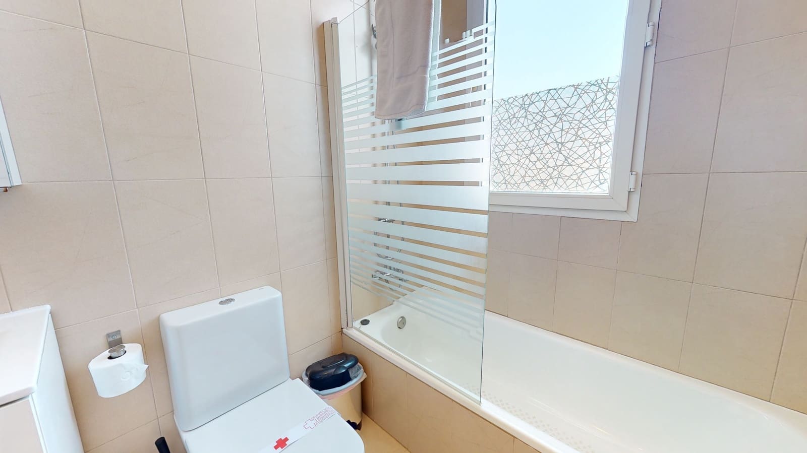 4 soveværelse Villa til leje i Roldan med swimmingpool garage - € 2.500 (Ref: 5884142)