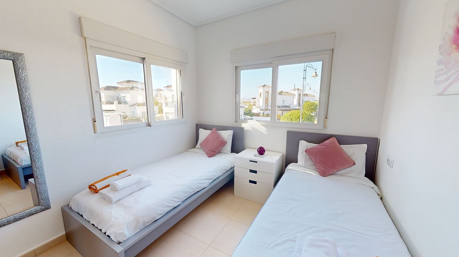 4 soveværelse Villa til leje i Roldan med swimmingpool garage - € 2.500 (Ref: 5884142)