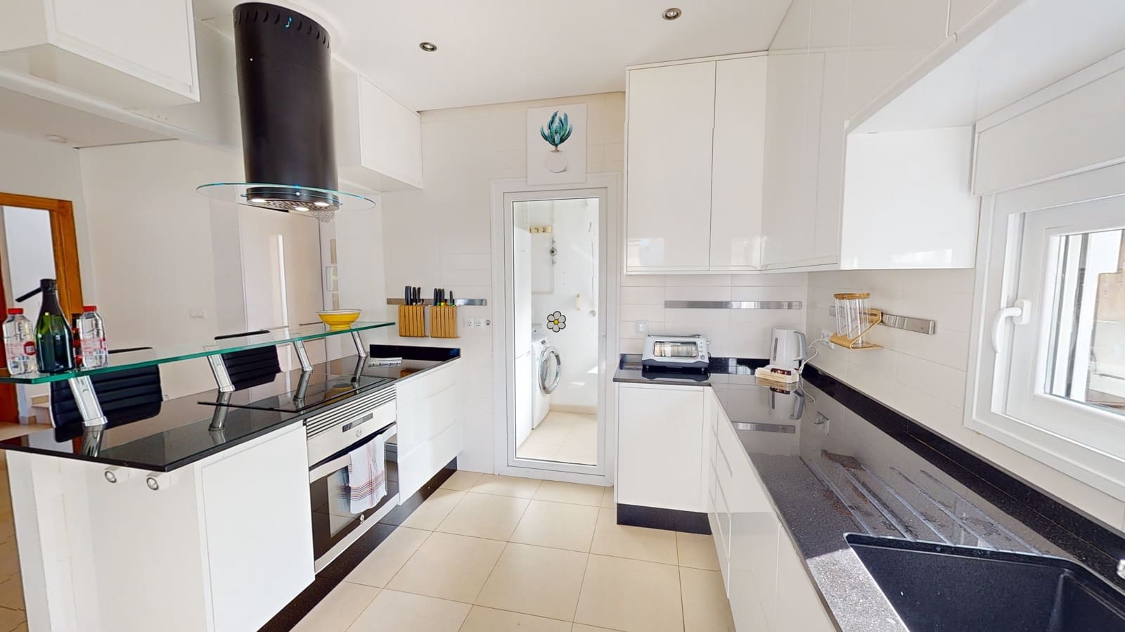 4 soveværelse Villa til leje i Roldan med swimmingpool garage - € 2.500 (Ref: 5884142)