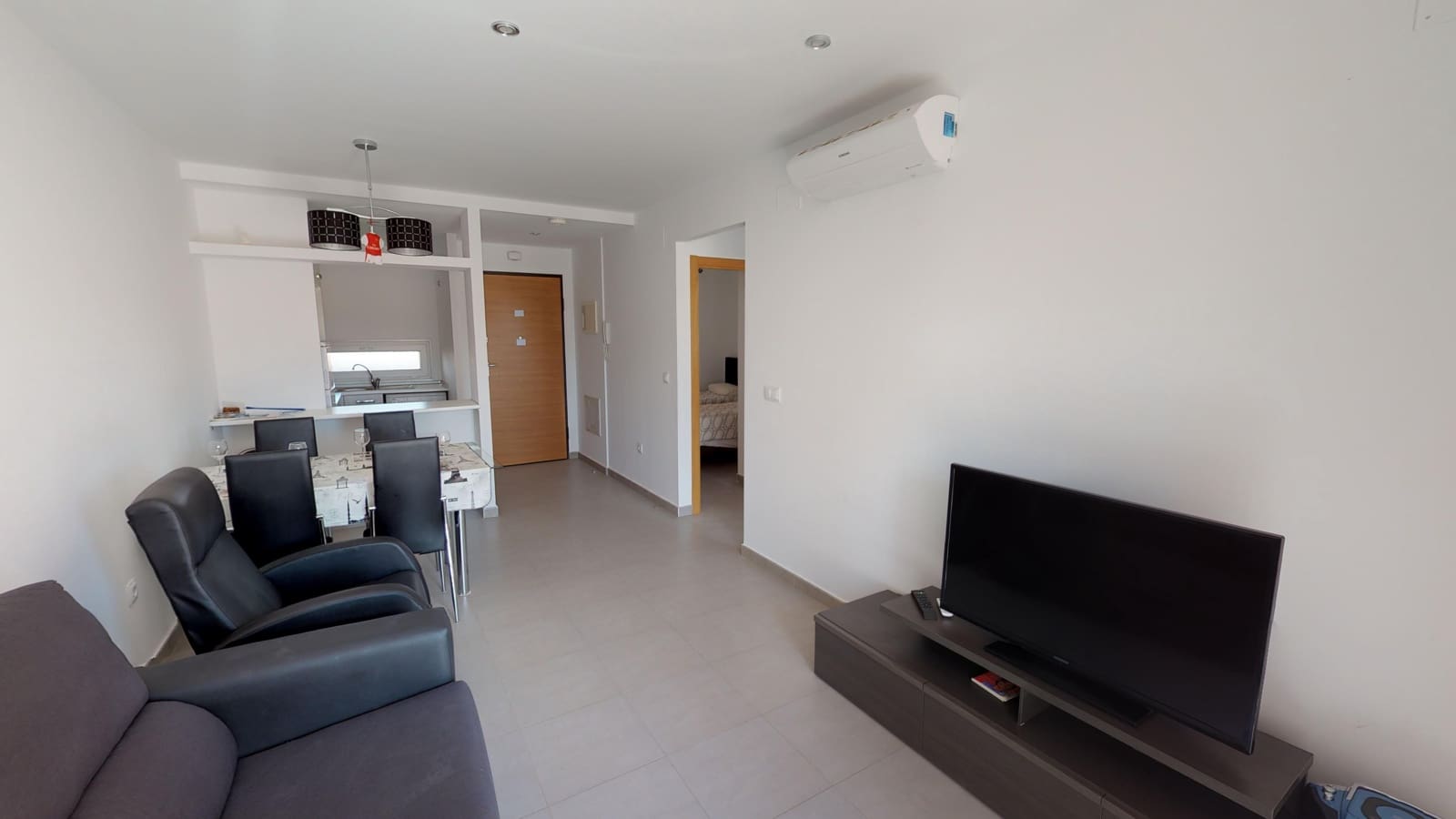 2 Zimmer Apartment zu vermieten in Roldan mit Pool - 800 € (Ref: 6526527)