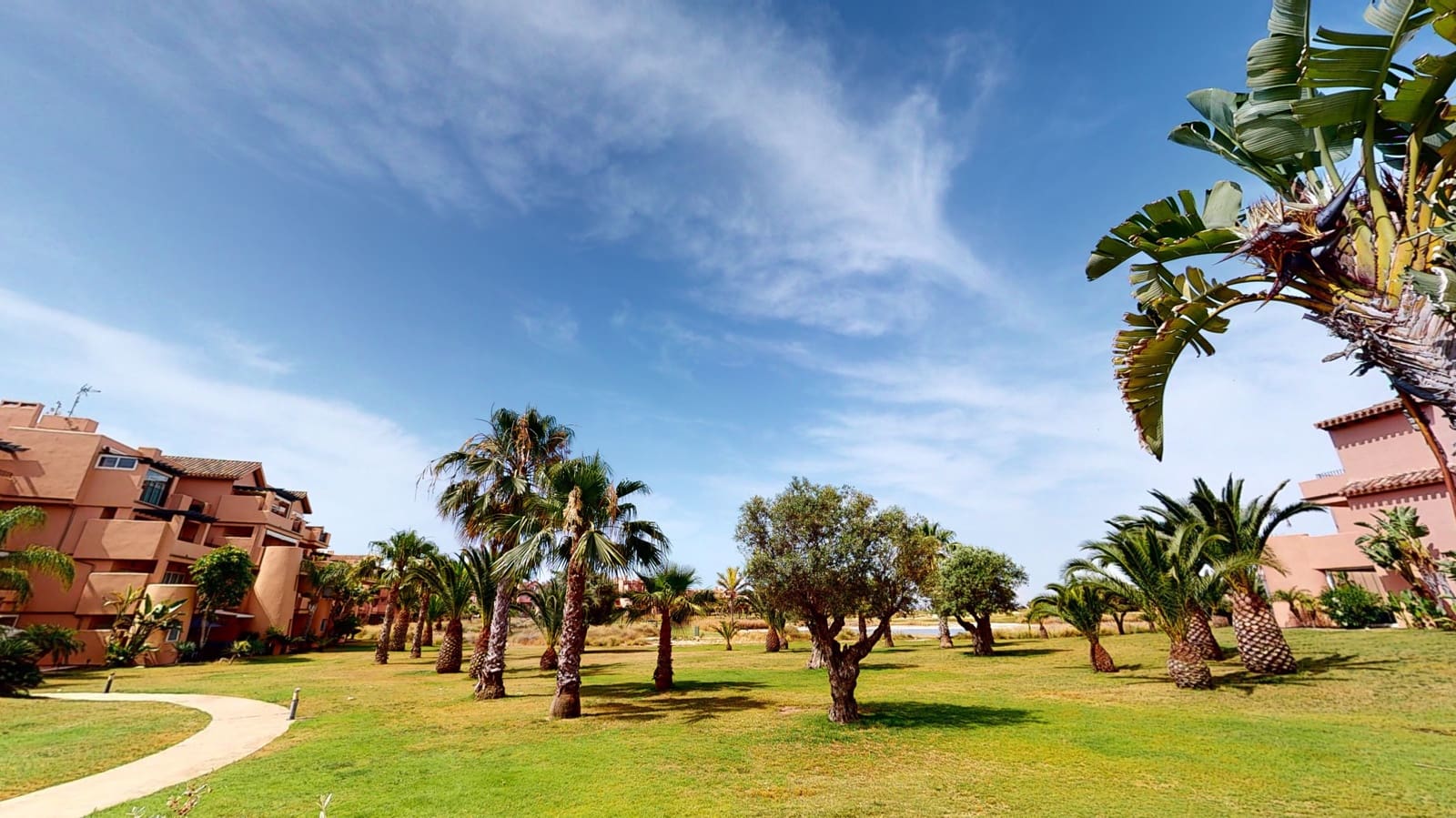 2 soveværelse Lejlighed til leje i Mar Menor Golf Resort med swimmingpool garage - € 1.175 (Ref: 7168368)