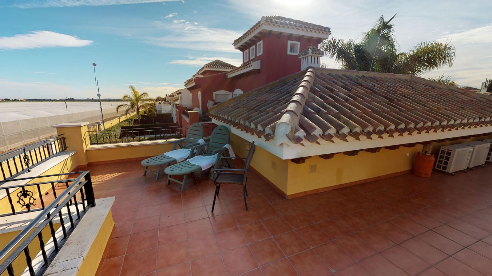 2 soveværelse Villa til leje i Mar Menor Golf Resort med swimmingpool garage - € 1.600 (Ref: 7180300)