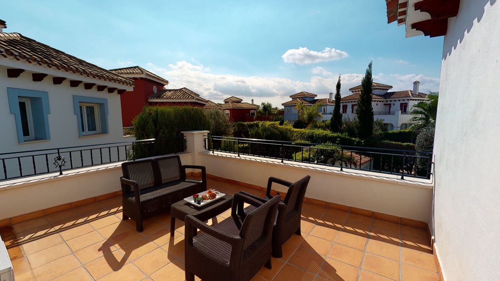 3 soveværelse Villa til leje i Mar Menor Golf Resort med swimmingpool garage - € 1.850 (Ref: 7223360)