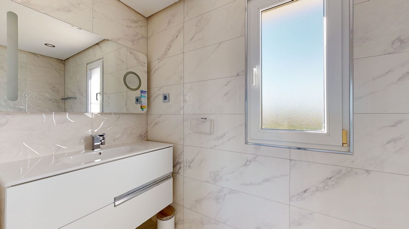 2 soveværelse Byhus til leje i La Torre Golf Resort med garage - € 1.350 (Ref: 7523275)