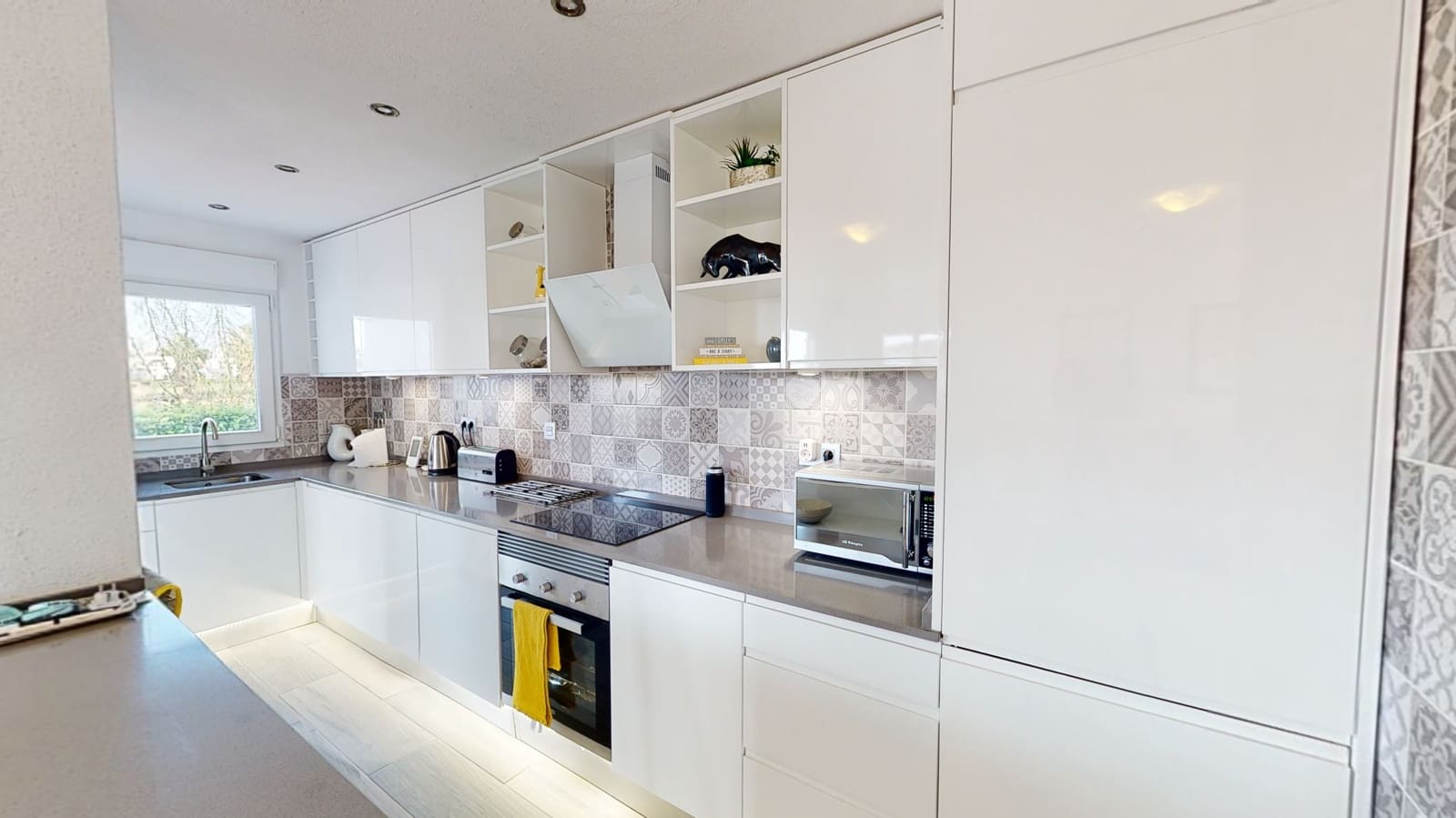 2 soveværelse Byhus til leje i La Torre Golf Resort med swimmingpool garage - € 1.350 (Ref: 7523317)