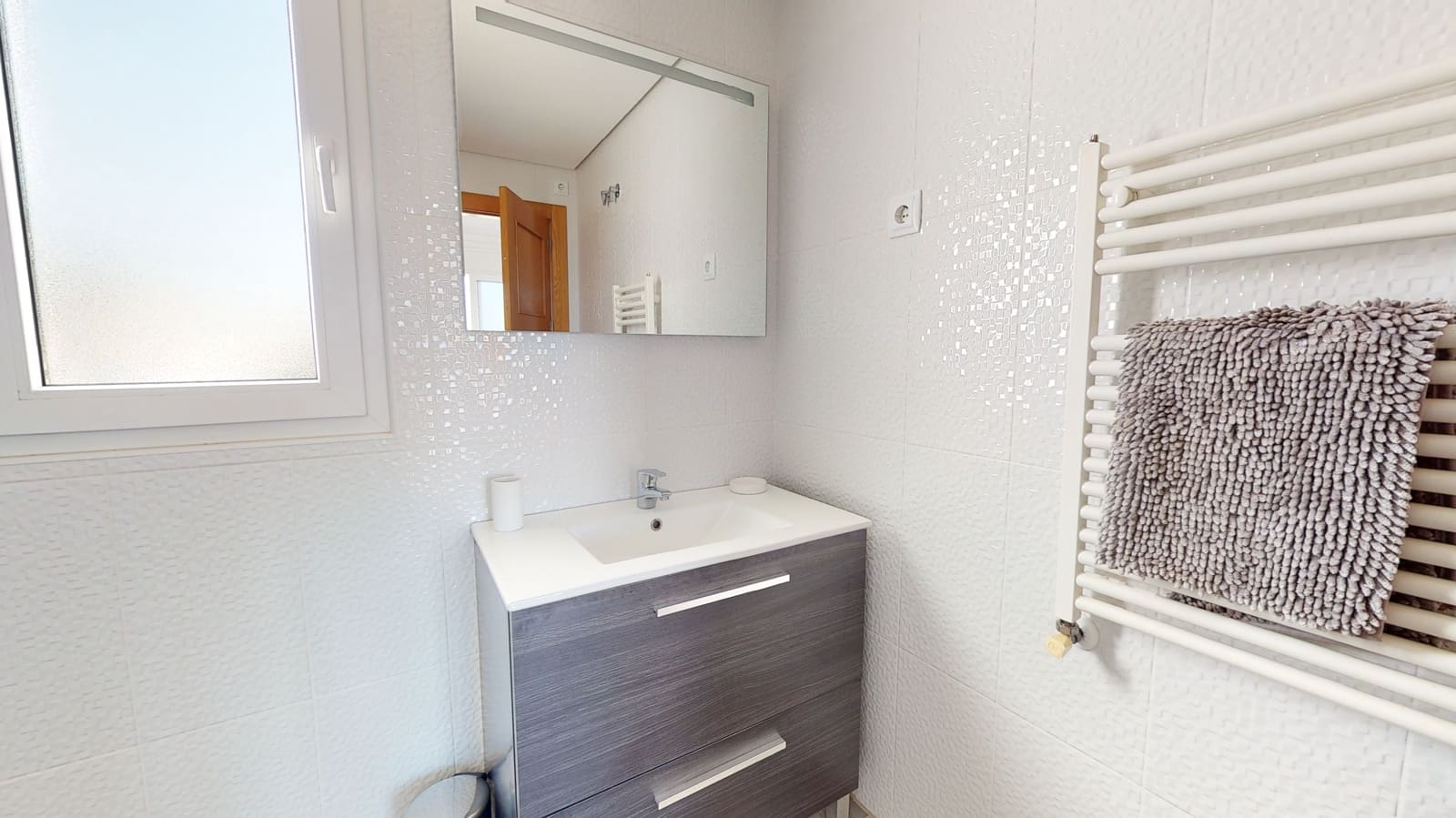 2 soveværelse Byhus til leje i La Torre Golf Resort med swimmingpool garage - € 1.350 (Ref: 7523317)