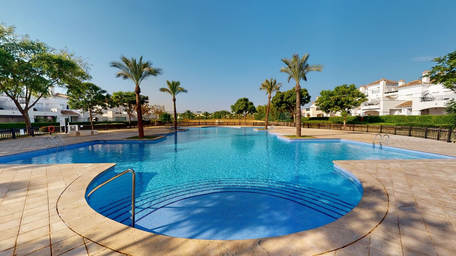 2 soveværelse Byhus til leje i La Torre Golf Resort med swimmingpool garage - € 1.350 (Ref: 7523317)