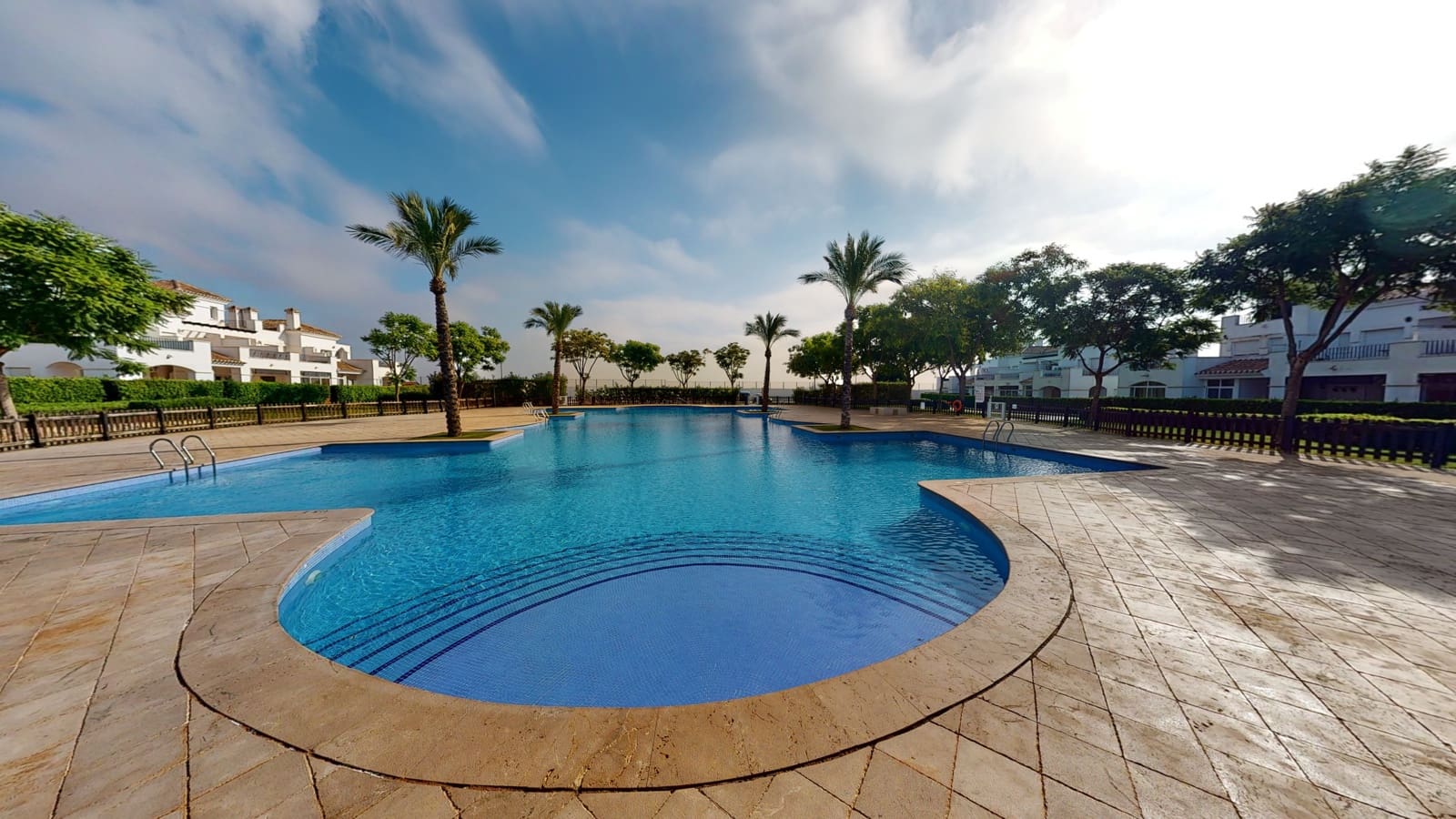 2 soveværelse Byhus til leje i La Torre Golf Resort med swimmingpool garage - € 1.350 (Ref: 7523317)