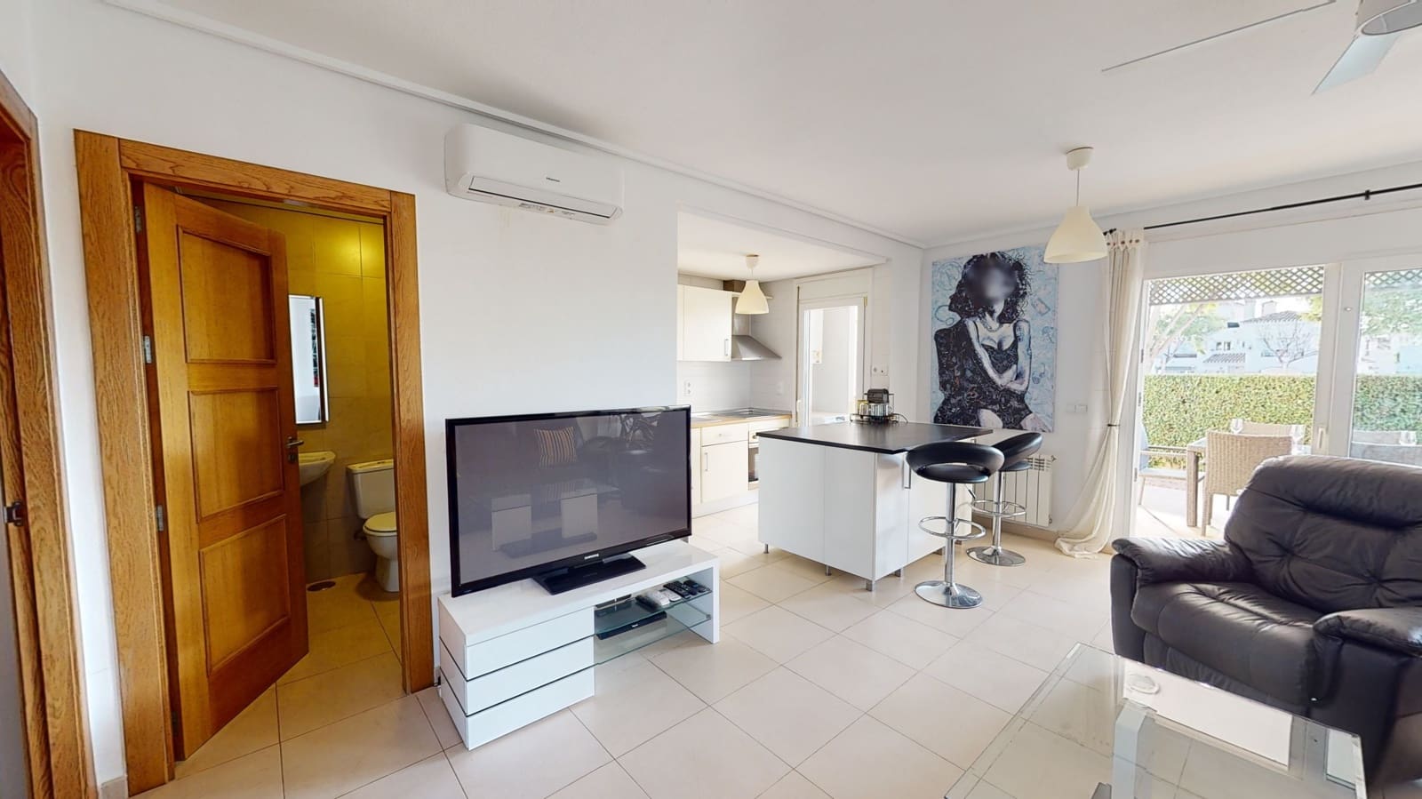 2 soveværelse Byhus til leje i Roldan med swimmingpool garage - € 1.200 (Ref: 8126793)