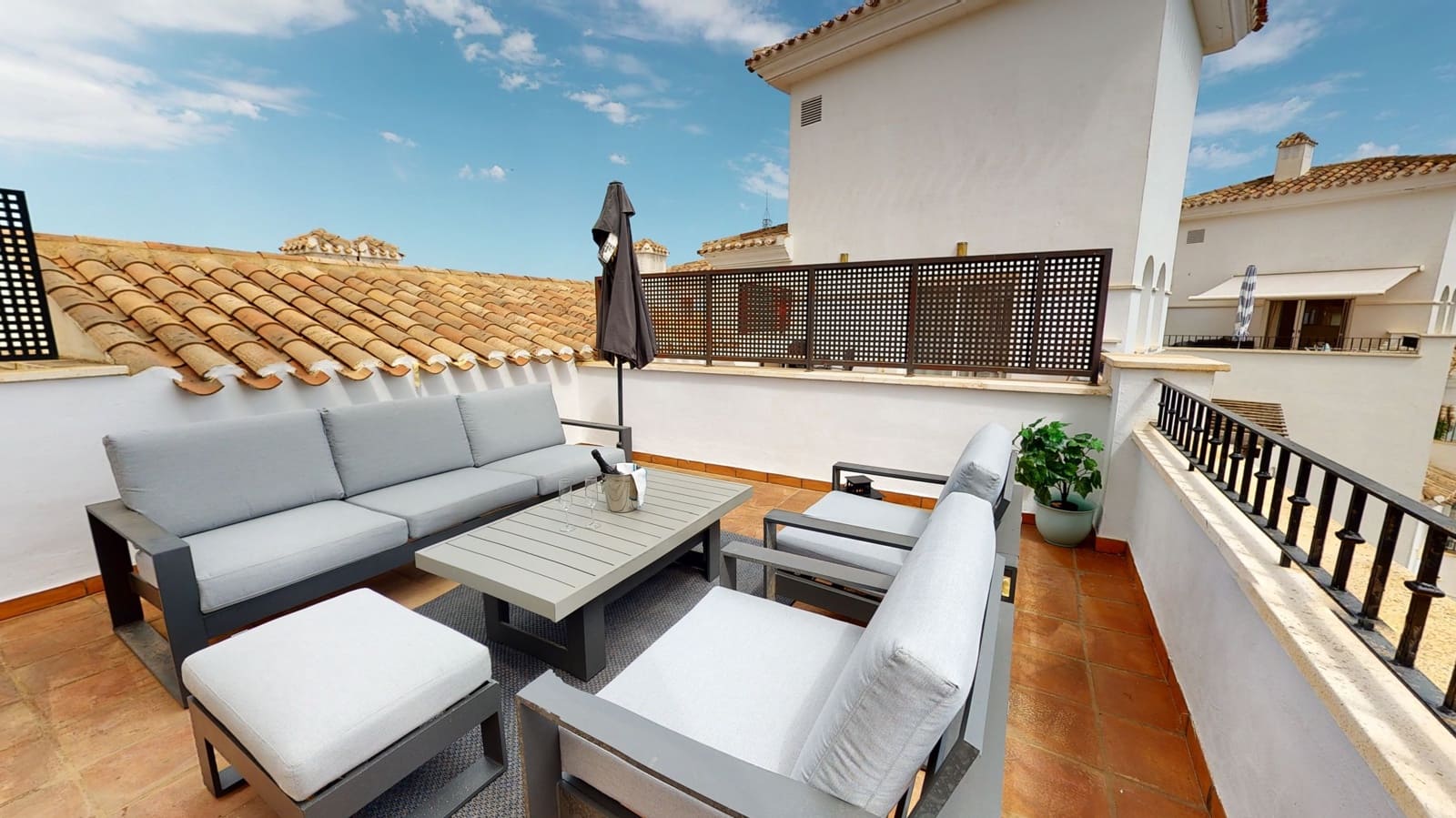 2 soveværelse Lejlighed til leje i Sucina med swimmingpool garage - € 1.100 (Ref: 8158914)