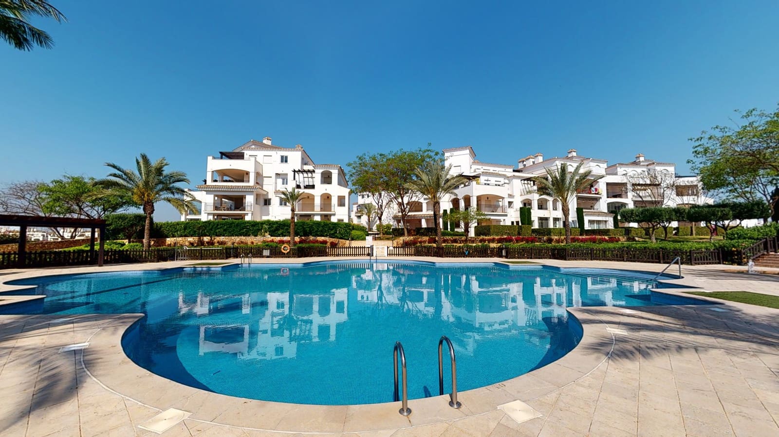 2 camera da letto Appartamento da affittare in Roldan con piscina garage - 1.175 € (Rif: 8166203)