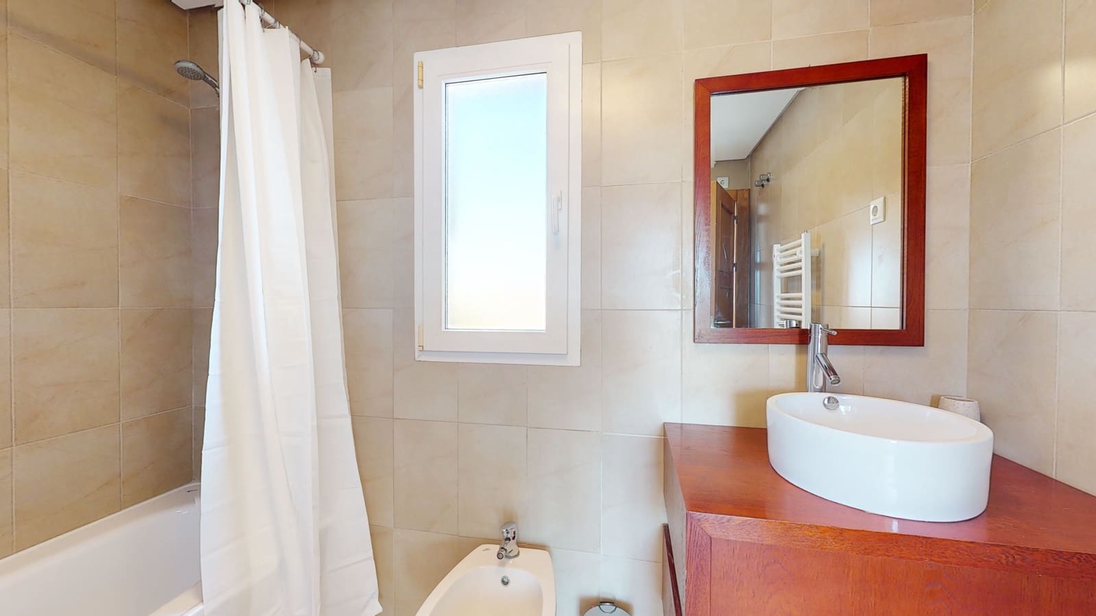 2 soveværelse Byhus til leje i La Torre Golf Resort med swimmingpool garage - € 1.350 (Ref: 8244301)