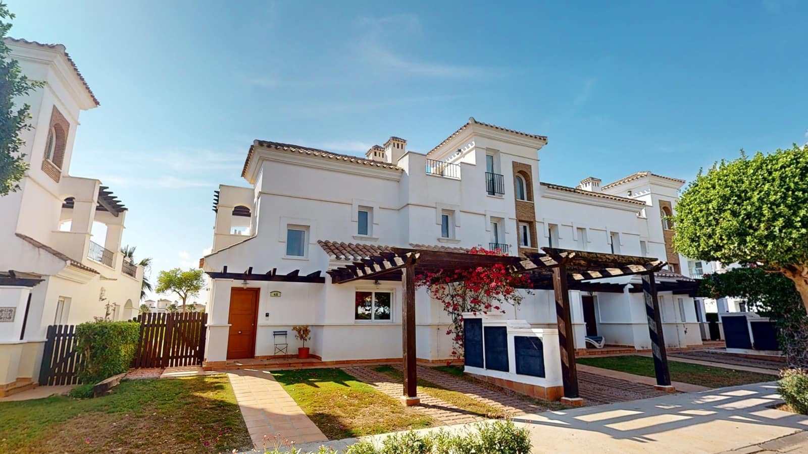 2 soveværelse Byhus til leje i La Torre Golf Resort med swimmingpool garage - € 1.350 (Ref: 8244301)