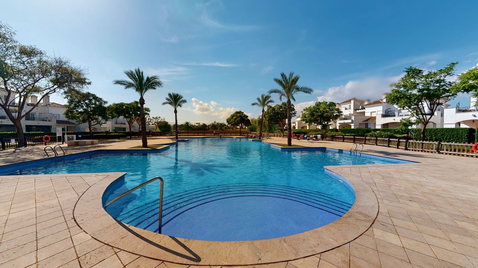 2 soveværelse Byhus til leje i La Torre Golf Resort med swimmingpool garage - € 1.350 (Ref: 8244301)