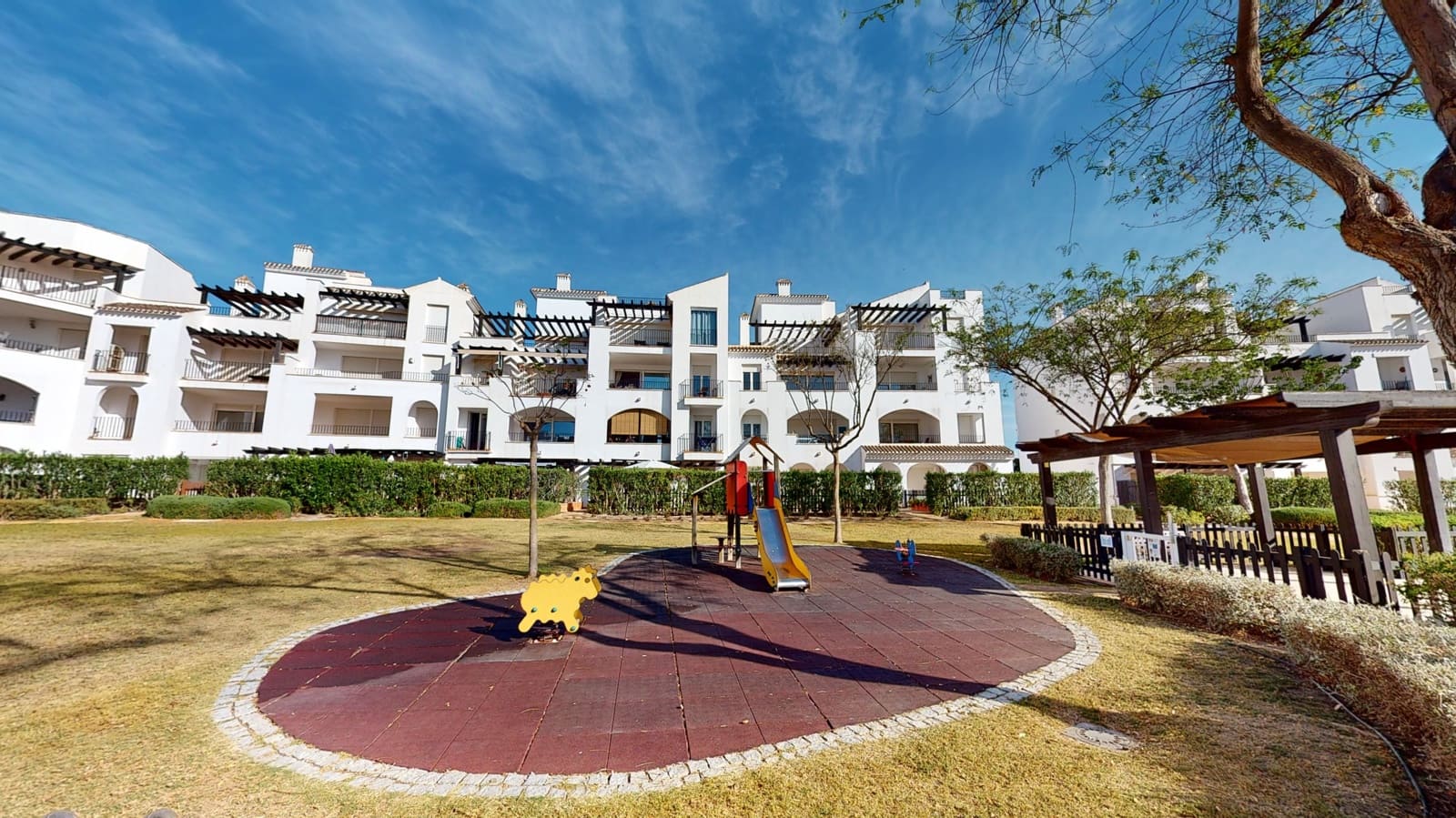 2 sovrum Lägenhet att hyra i La Torre Golf Resort med pool - 1 175 € (Ref: 8244304)