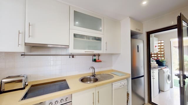 3 bedroom Villa for rent in Roda, San Javier with pool garage - € 1,800 (Ref: 8671330)