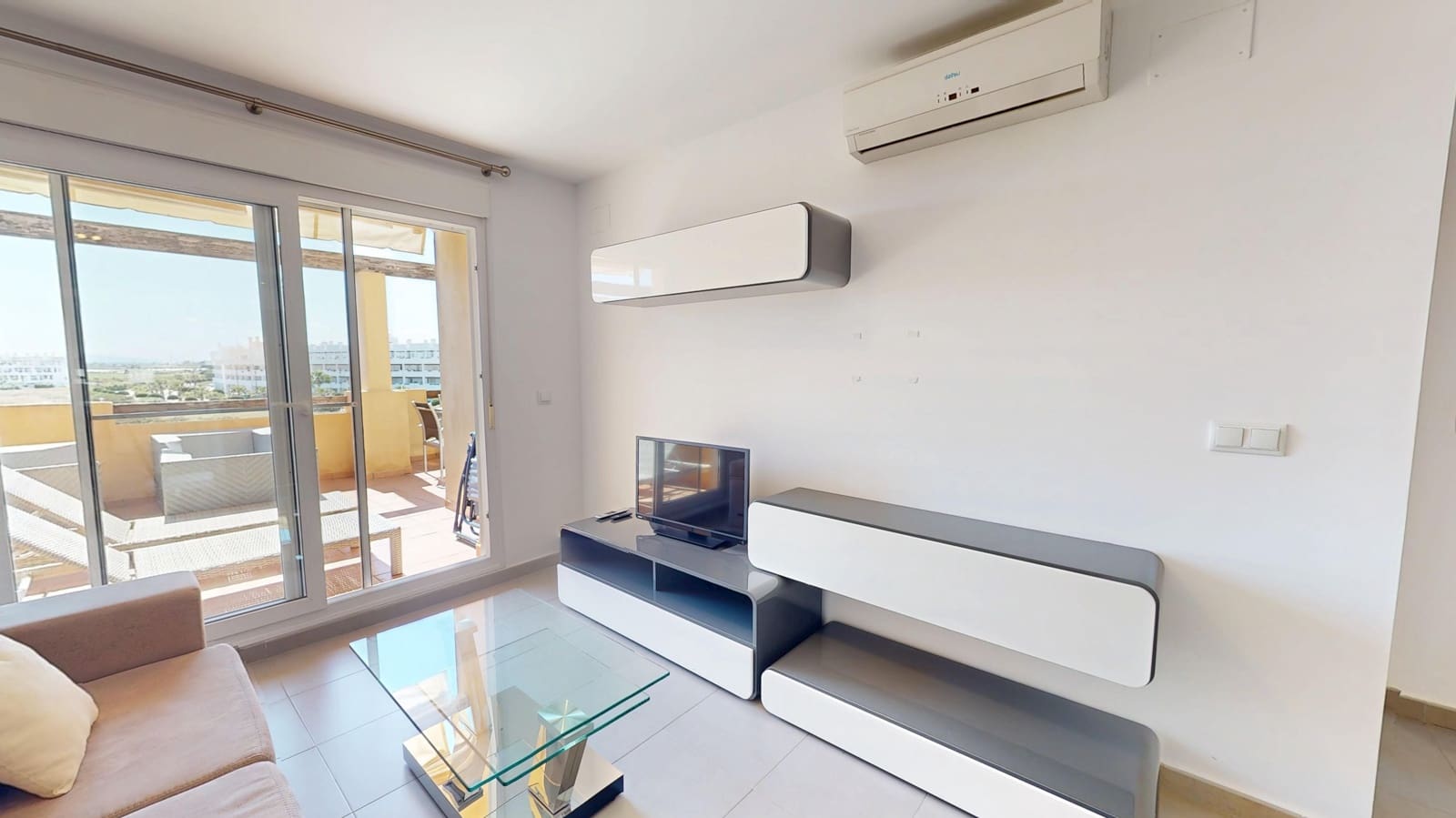 2 soveværelse Lejlighed til leje i Torre-Pacheco med swimmingpool garage - € 1.000 (Ref: 9863598)