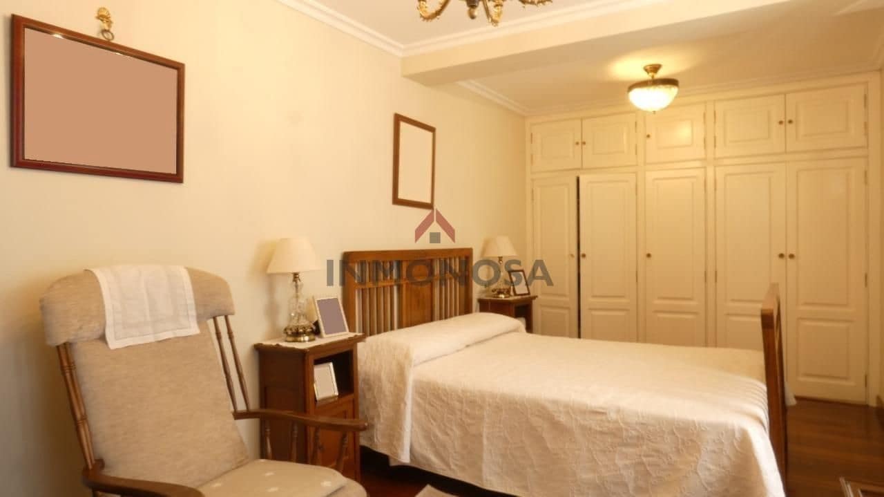 5 camera da letto Villa in vendita in Ferrol con garage - 380.000 € (Rif: 9591968)